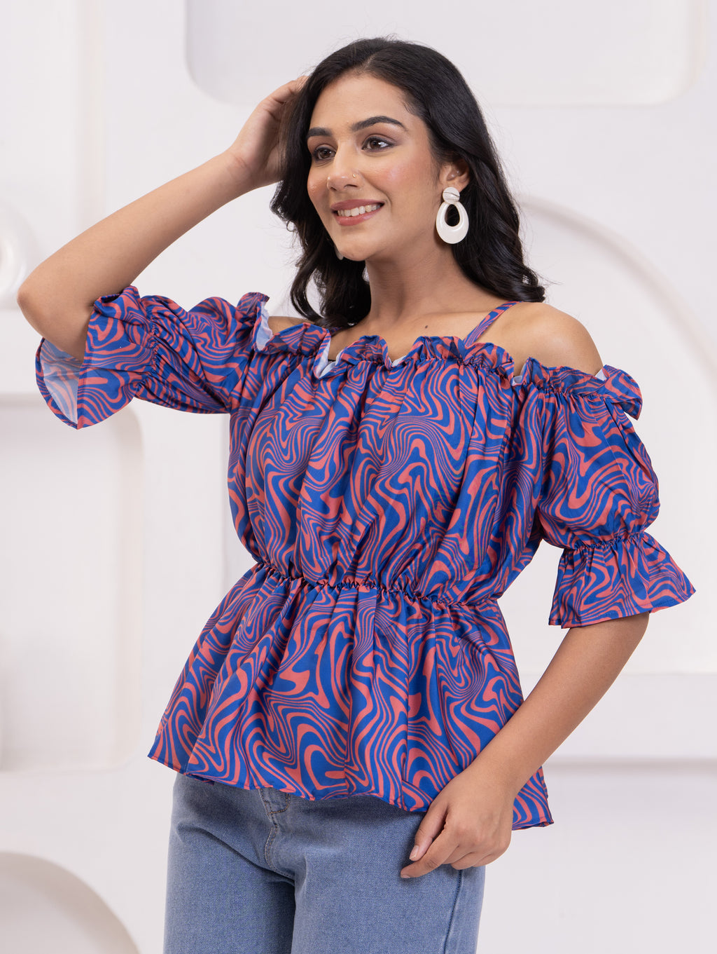 RUFFLES TOP