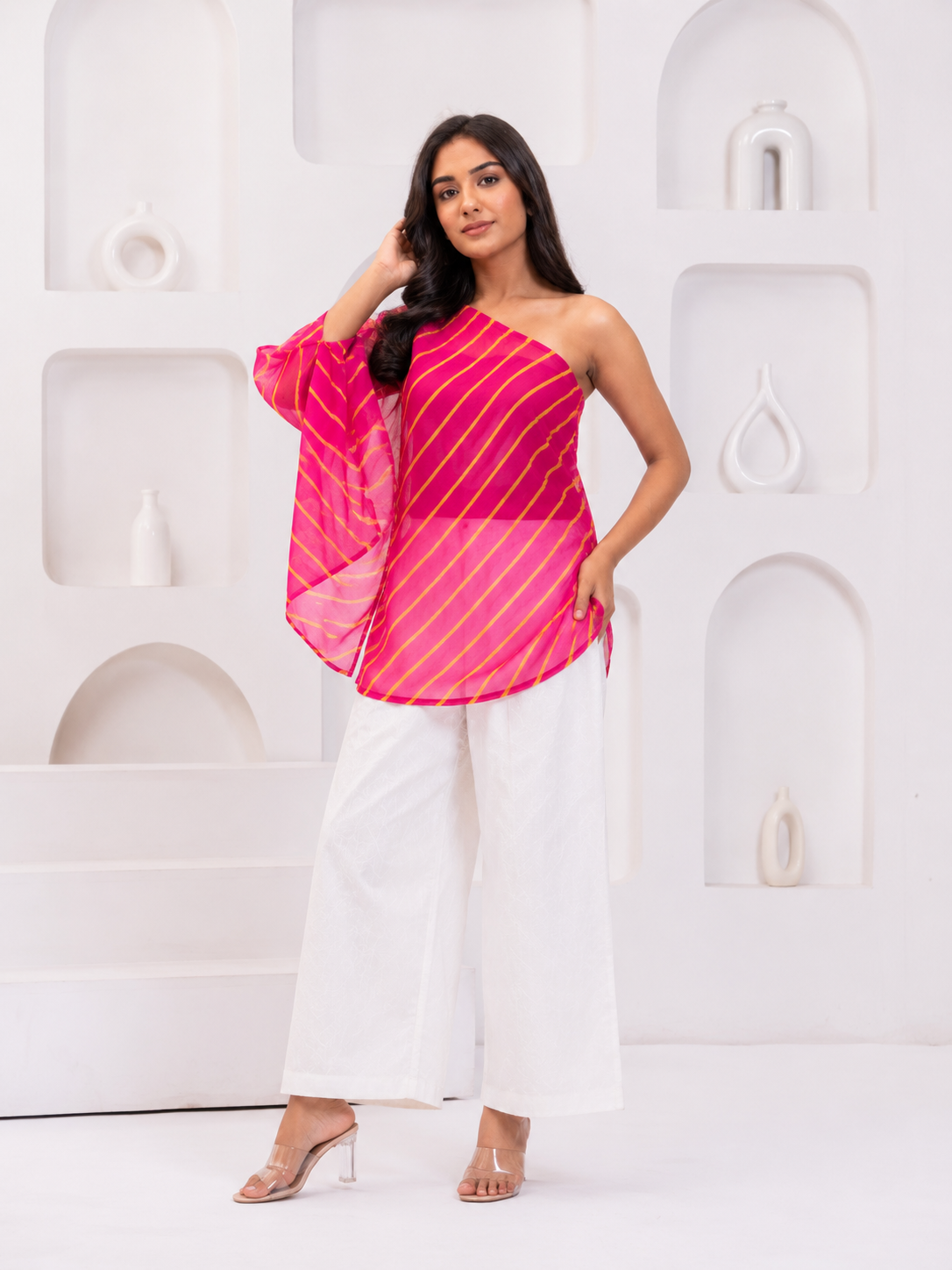 ONE SHOULDER TOP