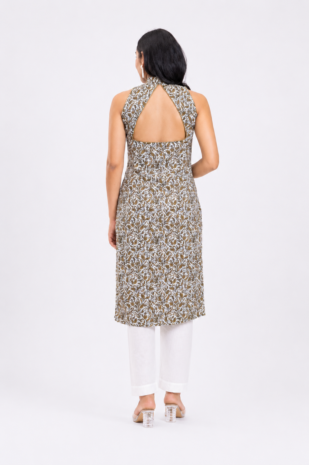 Sleeveless Floral High-Neck Set